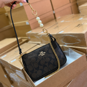 Coach Signature Pearl Edition