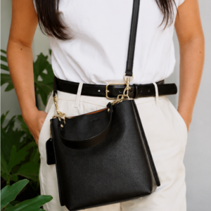 Black Elegance Shoulder Bag