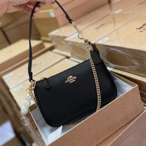 Coach Pearl Chain Black Bag