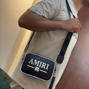 Carriel AMIRI Crossbody Negro – Lujo Urbano Premium