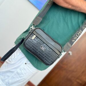 Carriel Hugo Boss Monogram Urban Crossbody