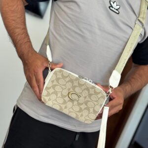 Carriel Coach Beige Signature