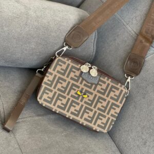 Carriel Fendi Brown Monster Crossbody
