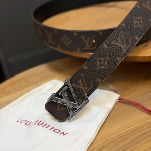 Correa Louis Vuitton Monogram Black
